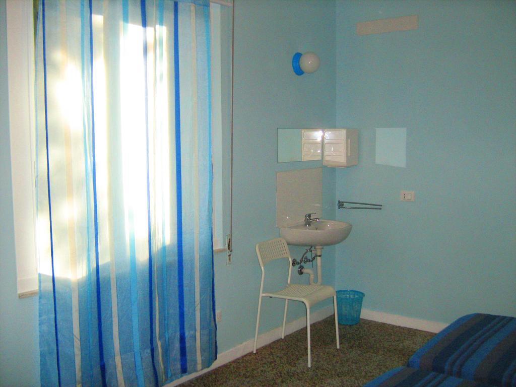 Sirenapop Concept B&b Rivazzurra Di Rimini Cameră foto
